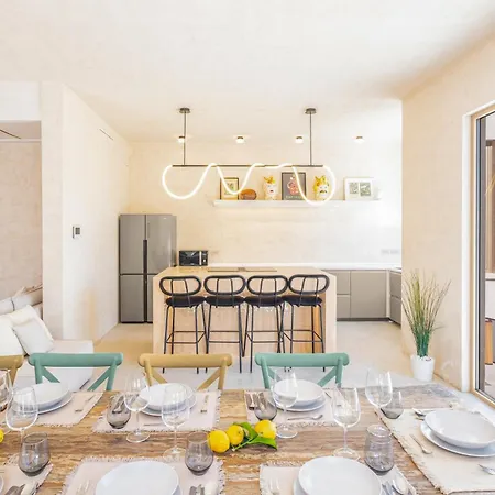 Vila Quadro Private Pool Cutrofiano