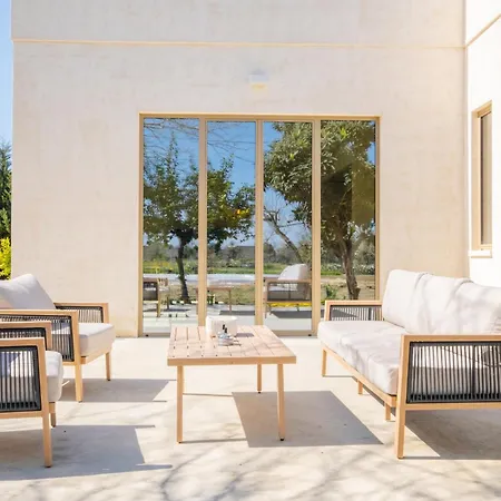 Quadro Private Pool * Cutrofiano