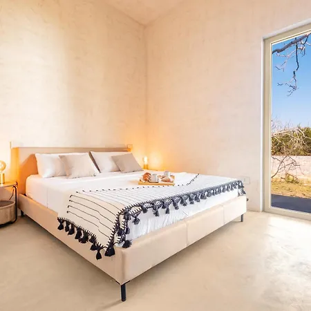 Quadro Private Pool * Cutrofiano