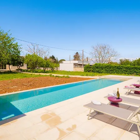 Villa Quadro Private Pool By Hdsalento Cutrofiano