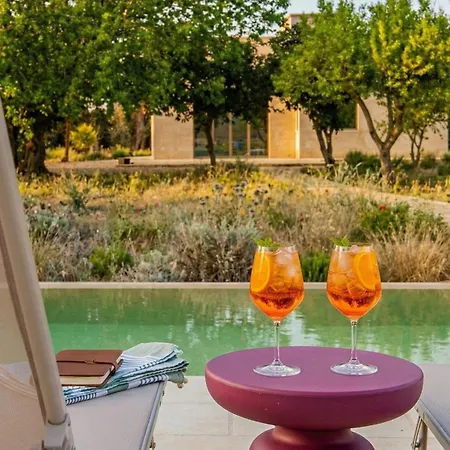 Quadro Private Pool Villa
